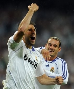 Pesta Sempurna Los Blancos